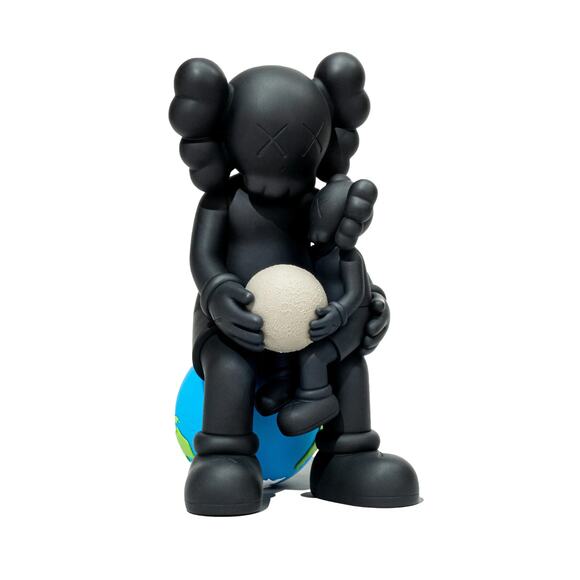 KAWS Holiday Thailand Vinyl Figure (Brand NEW) Black - Picture 1 of 1